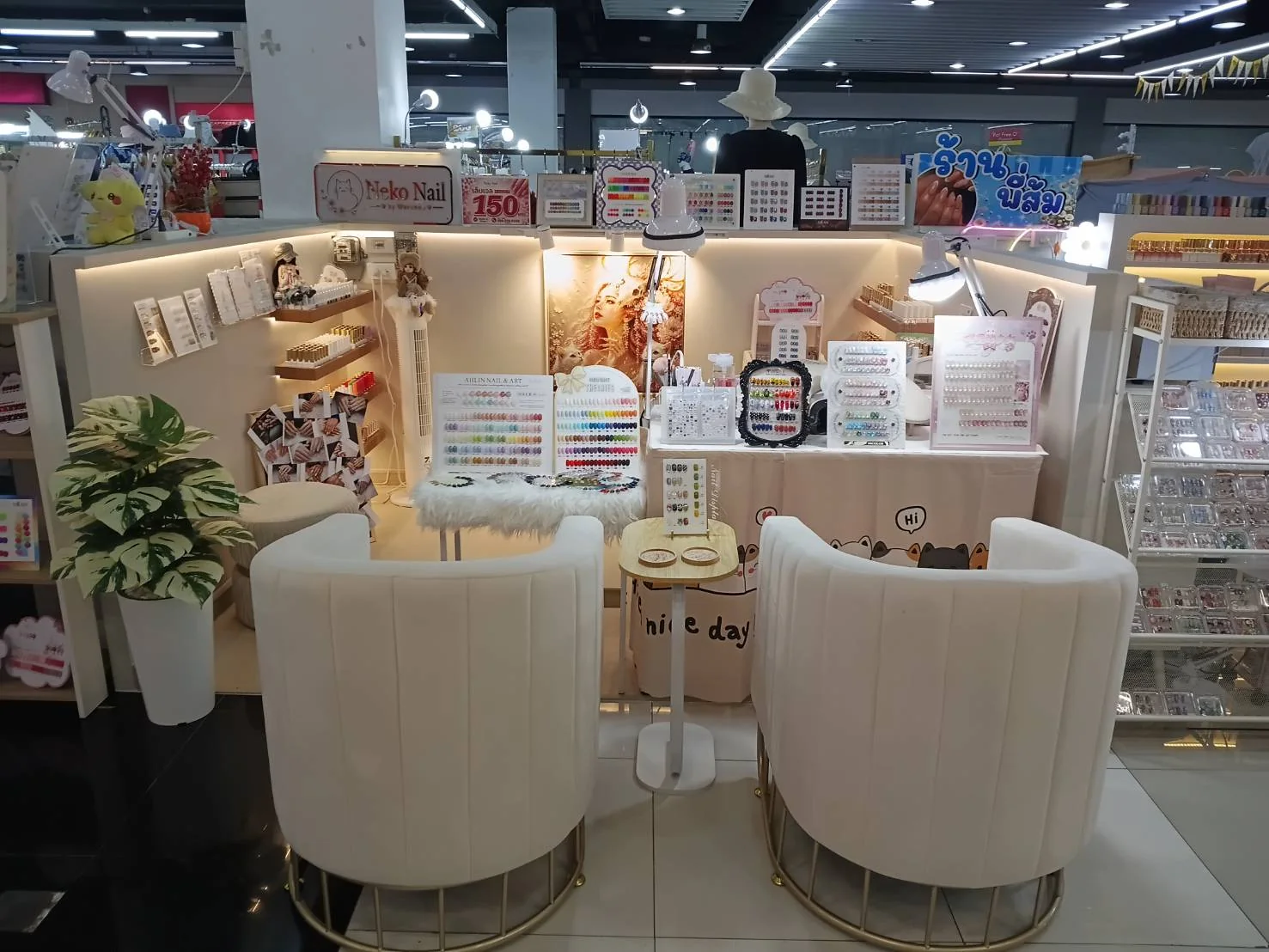 หน้าร้าน Neko Nail by Warunee ชั้น 1 Index Living Mall บางใหญ่